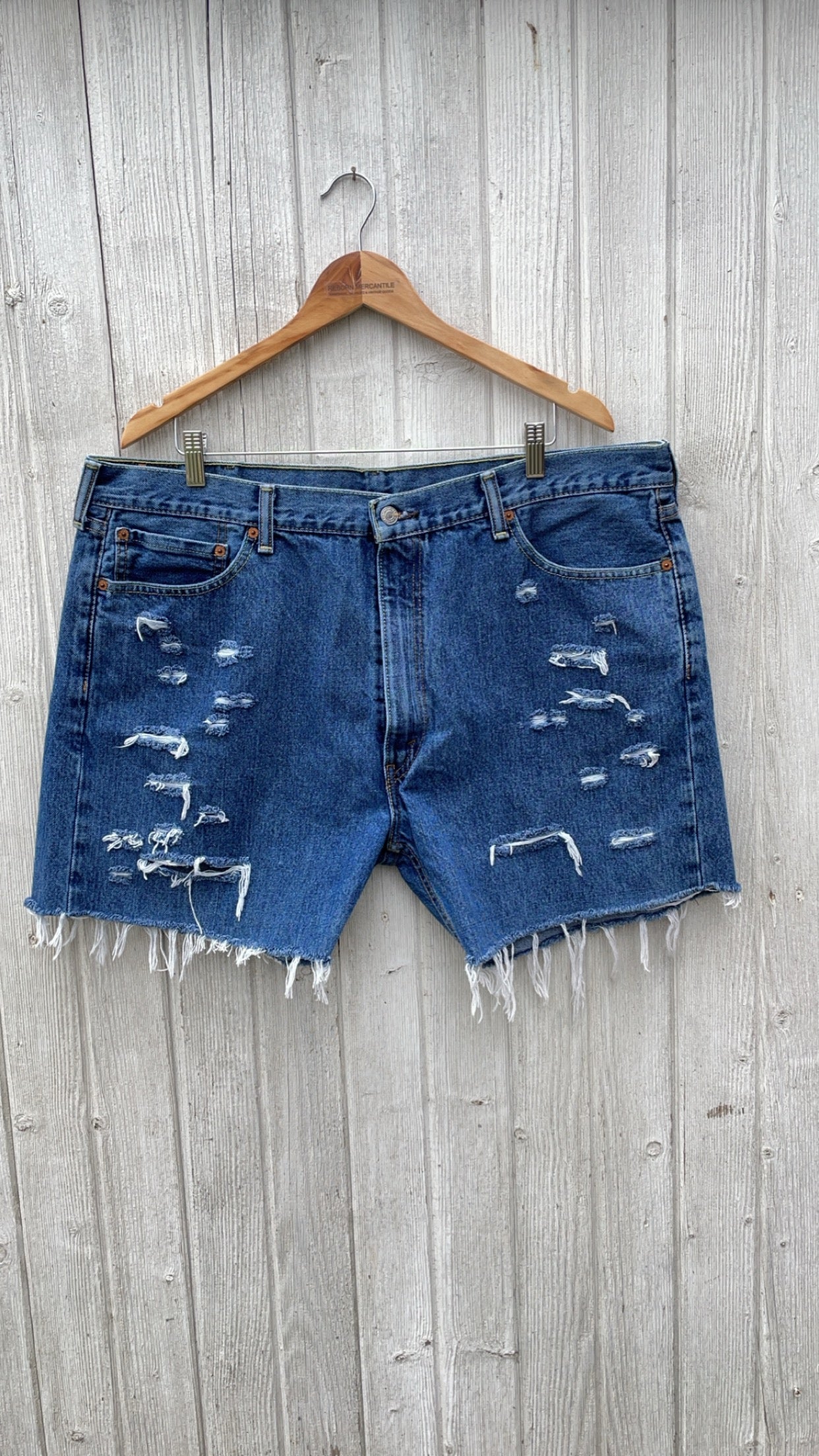 Levi's: 505 Cut Off Shorts