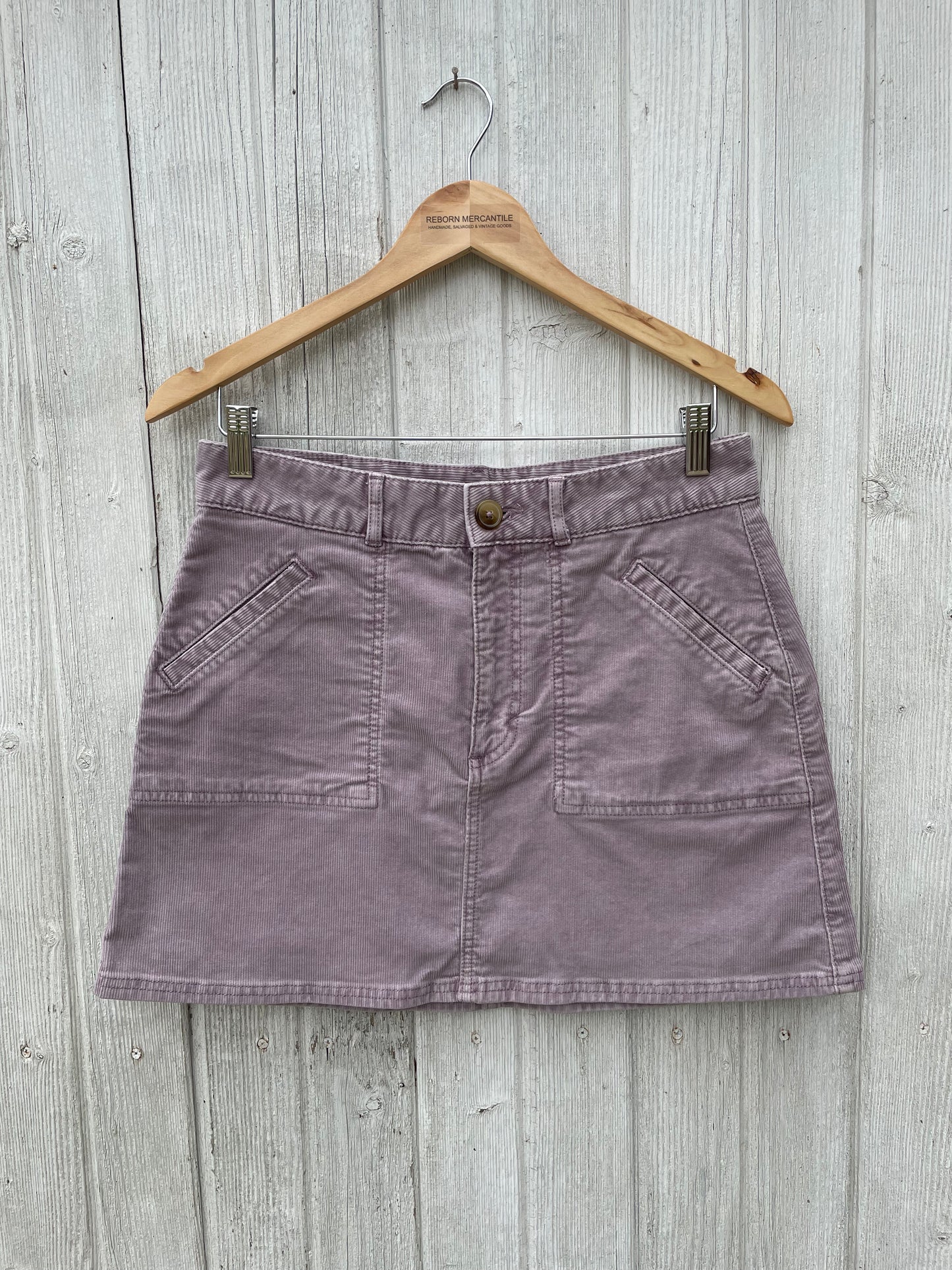 American Eagle: Corduroy Mini Skirt